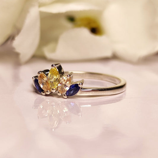 Peridot & Champagne & Sapphire Diamond Multi-Stone Curved Ring