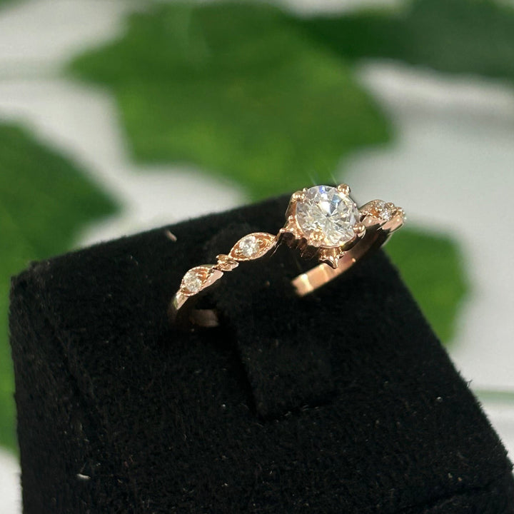 Vintage Moissanite Ring - Wedding & Engagement Ring in 925 Sterling Silver - Promise Ring