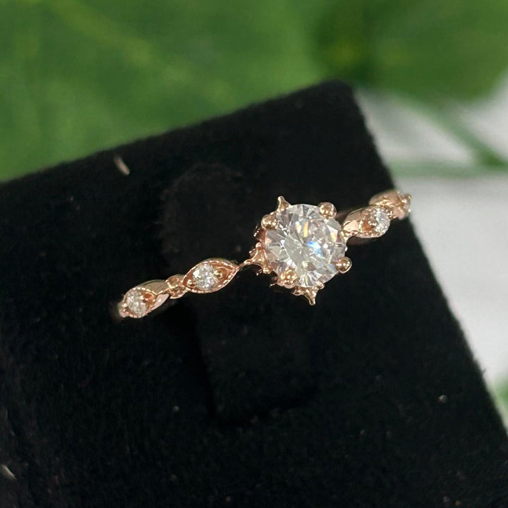 Vintage Moissanite Ring - Wedding & Engagement Ring in 925 Sterling Silver - Promise Ring