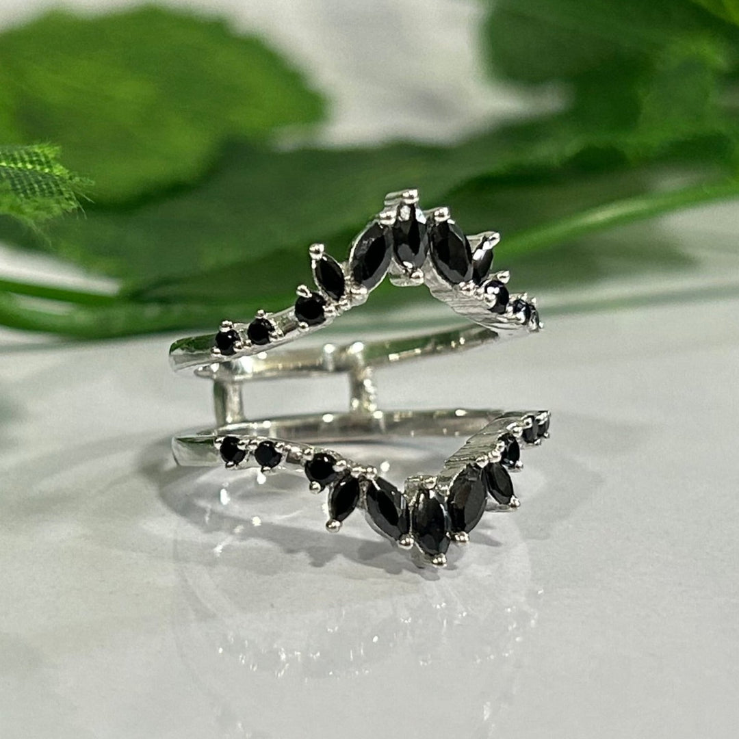 Black Onyx Curved Engagement Enhancer Ring - Wedding Solitaire Onyx Ring - Stackable promise ring For Her